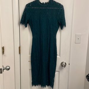 Lulus Dress. Forest Green, size small. Worn once to a wedding.